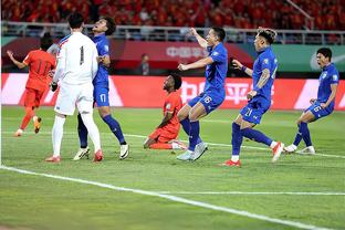 国足vs新加坡：国足总身价1157万欧是新加坡3倍，均龄近30是劣势